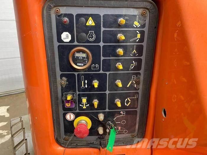 JLG E400AJP Plataforma de trabajo articulada