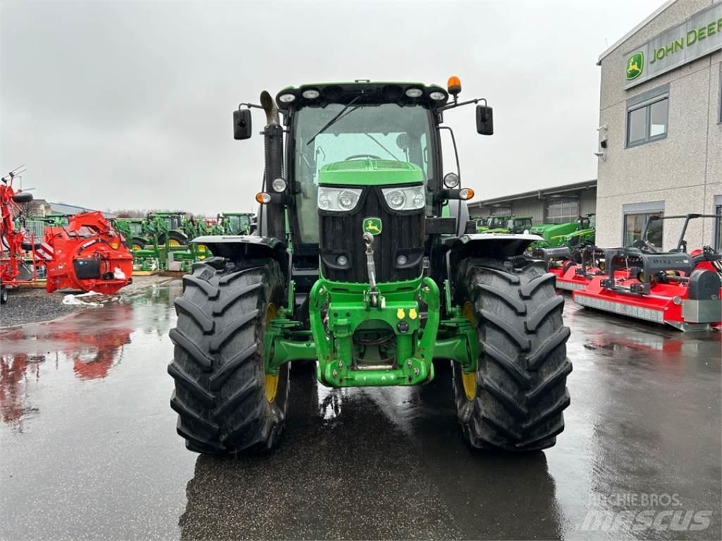 John Deere 6210R Tractores