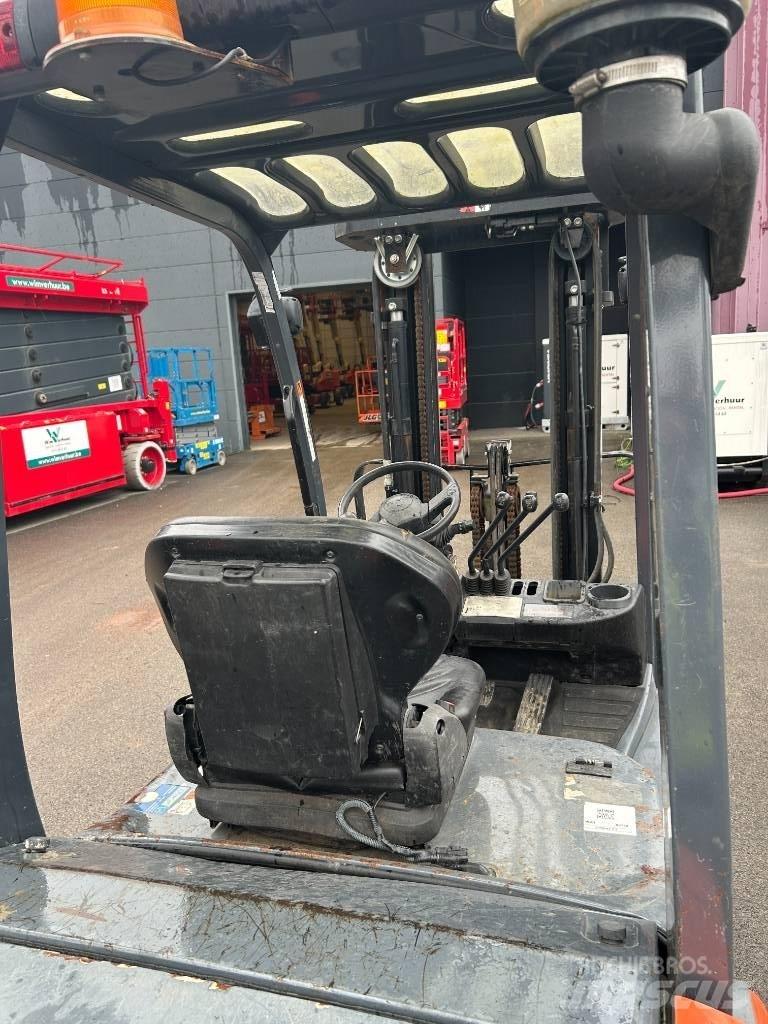 Toyota 02-8 FDF 25 Carretillas diesel