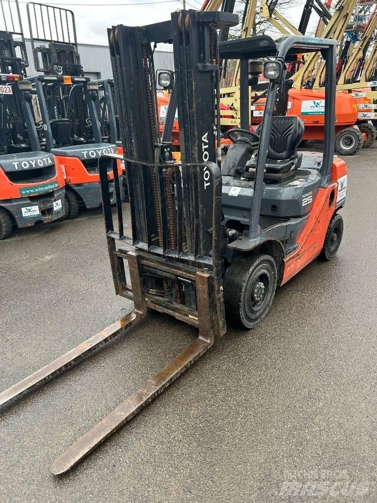 Toyota 02-8 FDF 25 Carretillas diesel