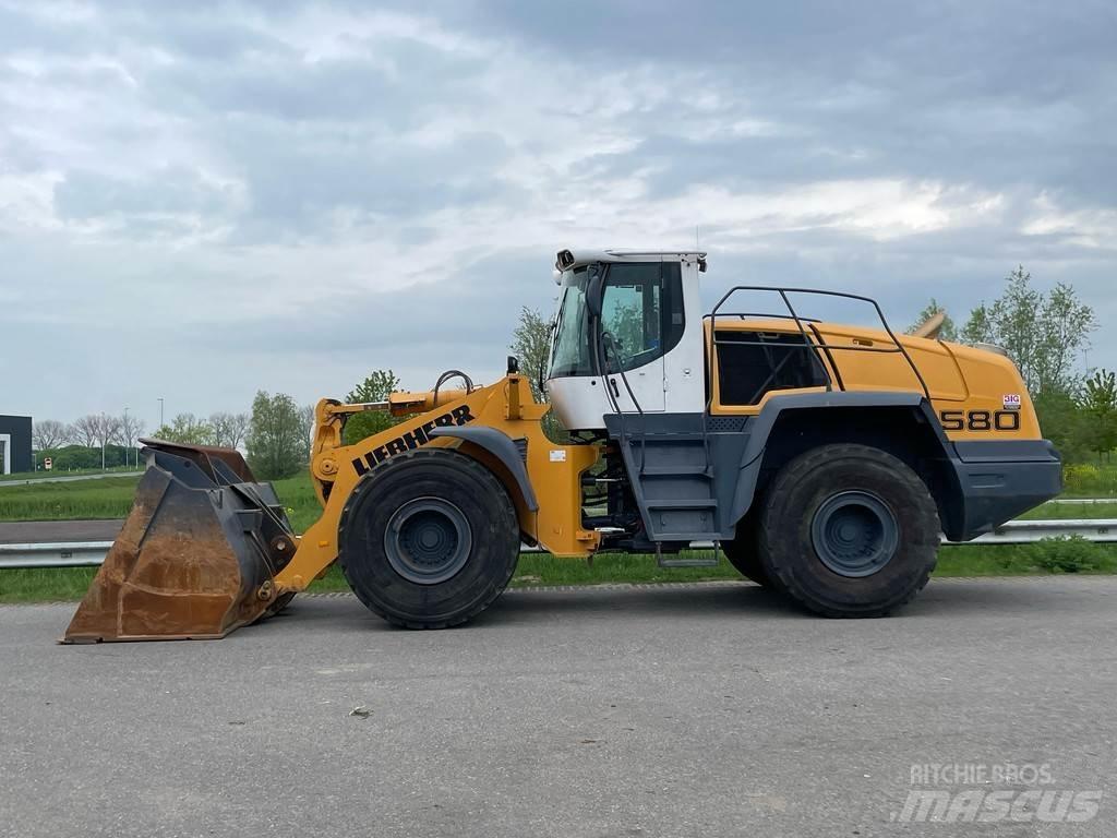 Liebherr L580 Cargadoras sobre ruedas