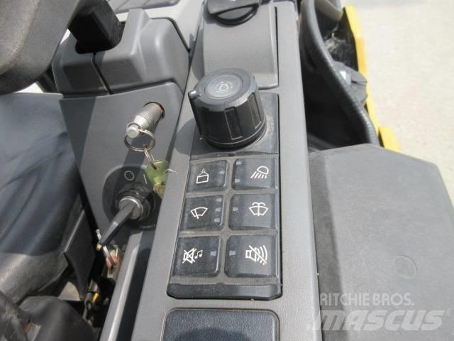 CAT 302 CR Mini excavadoras < 7t