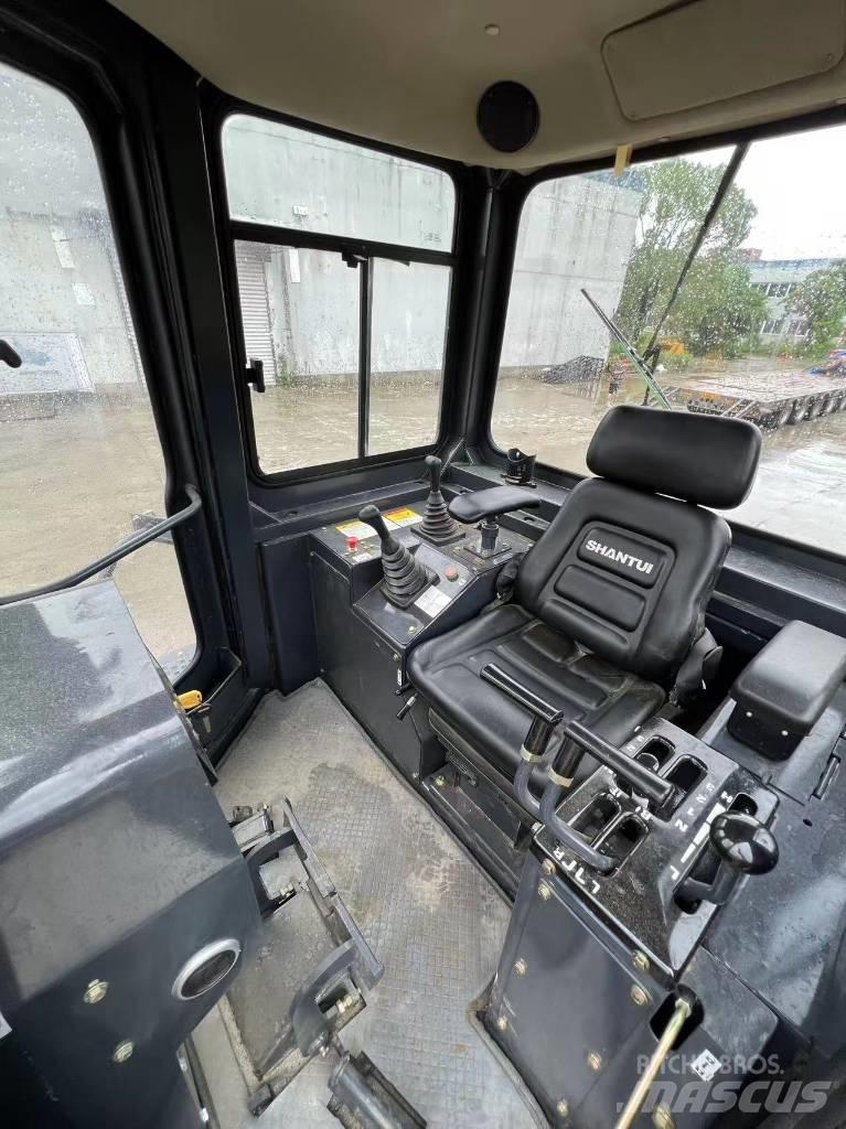 Shantui SD22L Buldozer sobre oruga