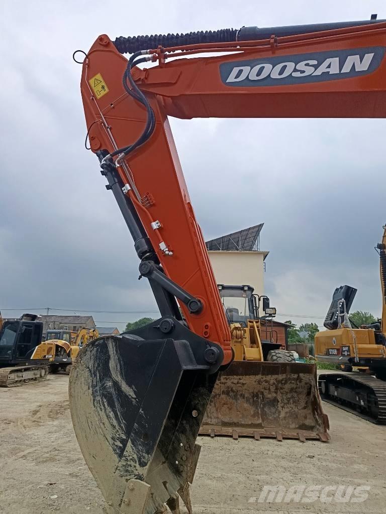 Doosan DX 300 LC Excavadoras de cadenas