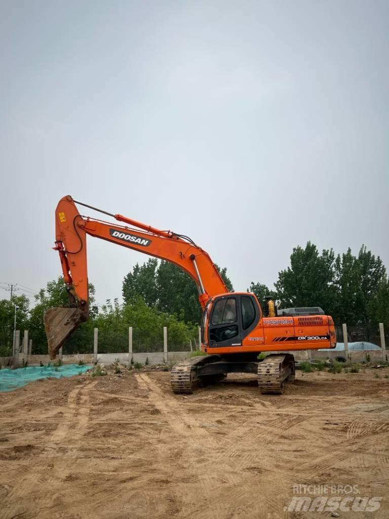 Doosan DX300LCA Excavadoras de cadenas