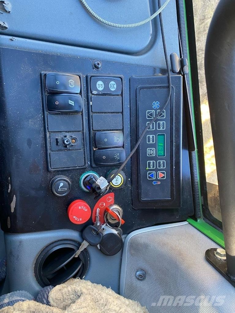 John Deere 1010 E Autocargadoras