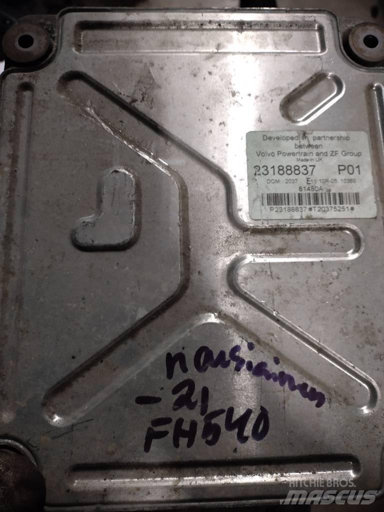 Volvo Moottori ecu Electrónicos