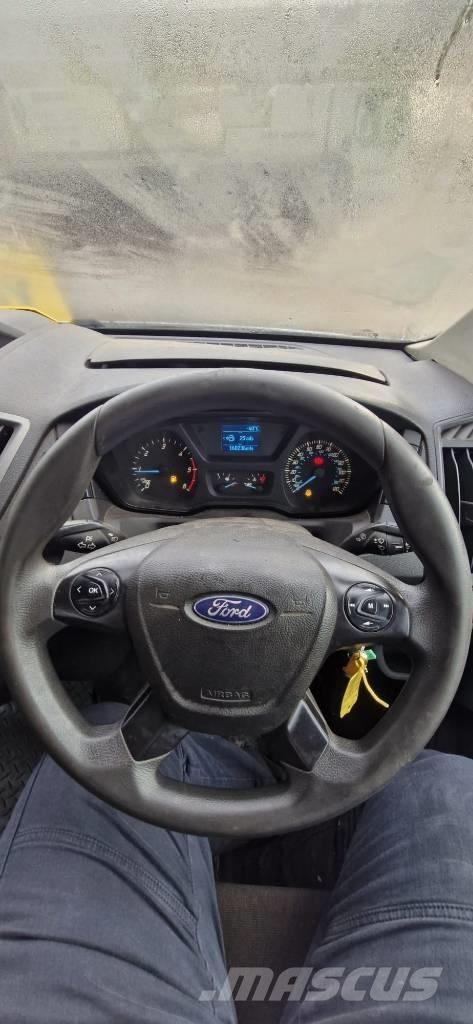 Ford Transit 350 Furgonetas caja abierta