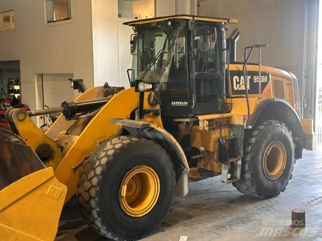 CAT 950M Cargadoras sobre ruedas