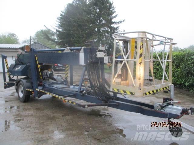 Denka-Lift DL 25 Plataformas de trabajo telescópica