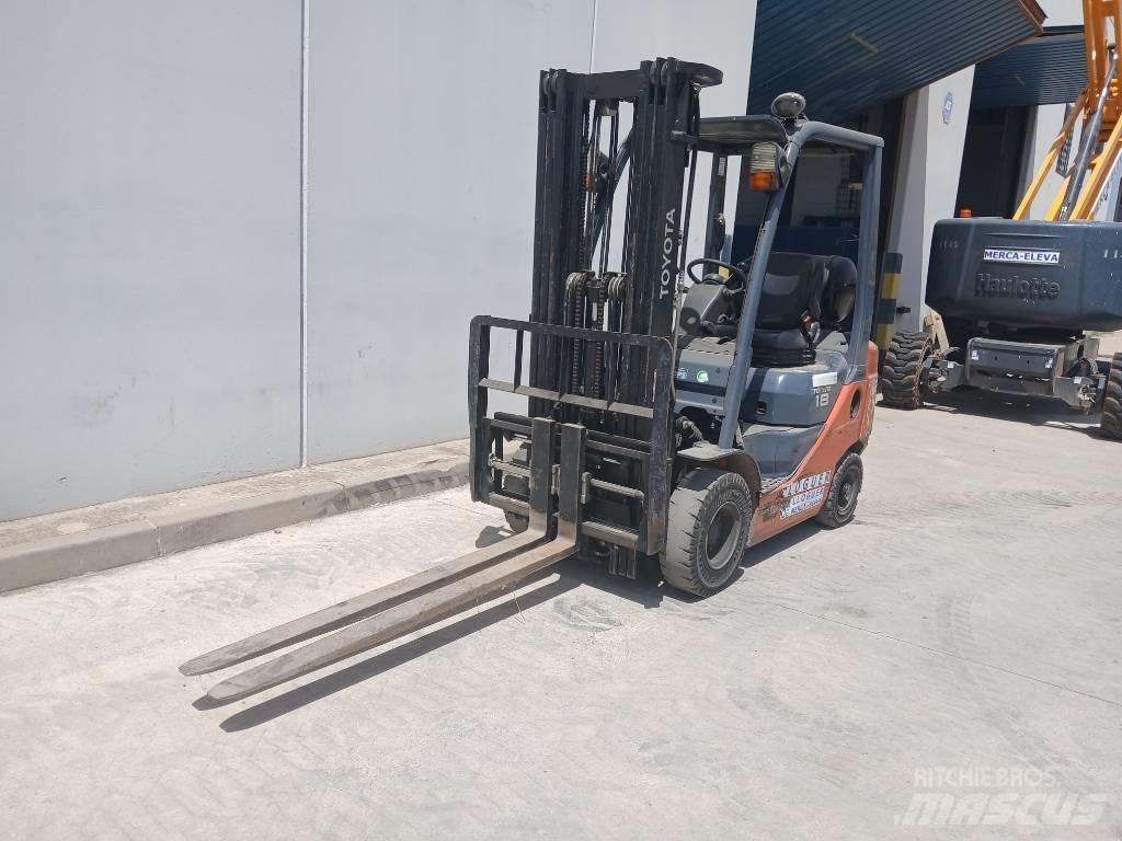 Toyota D02-8FG18 Carretillas LPG