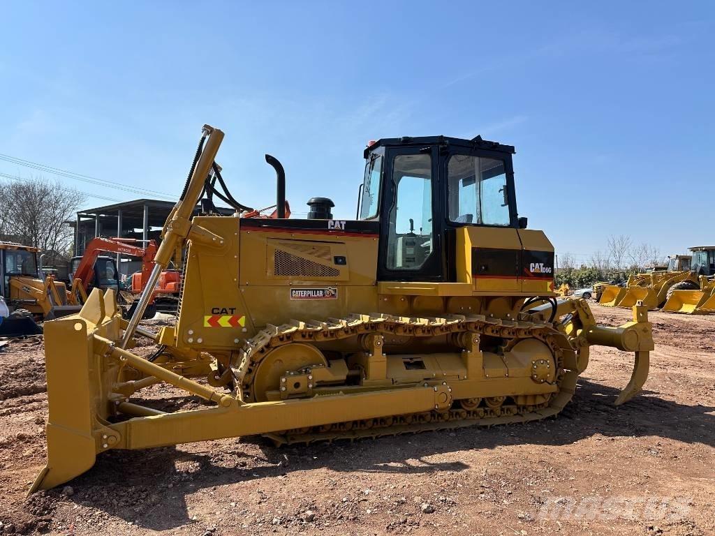 CAT D6G Buldozer sobre oruga