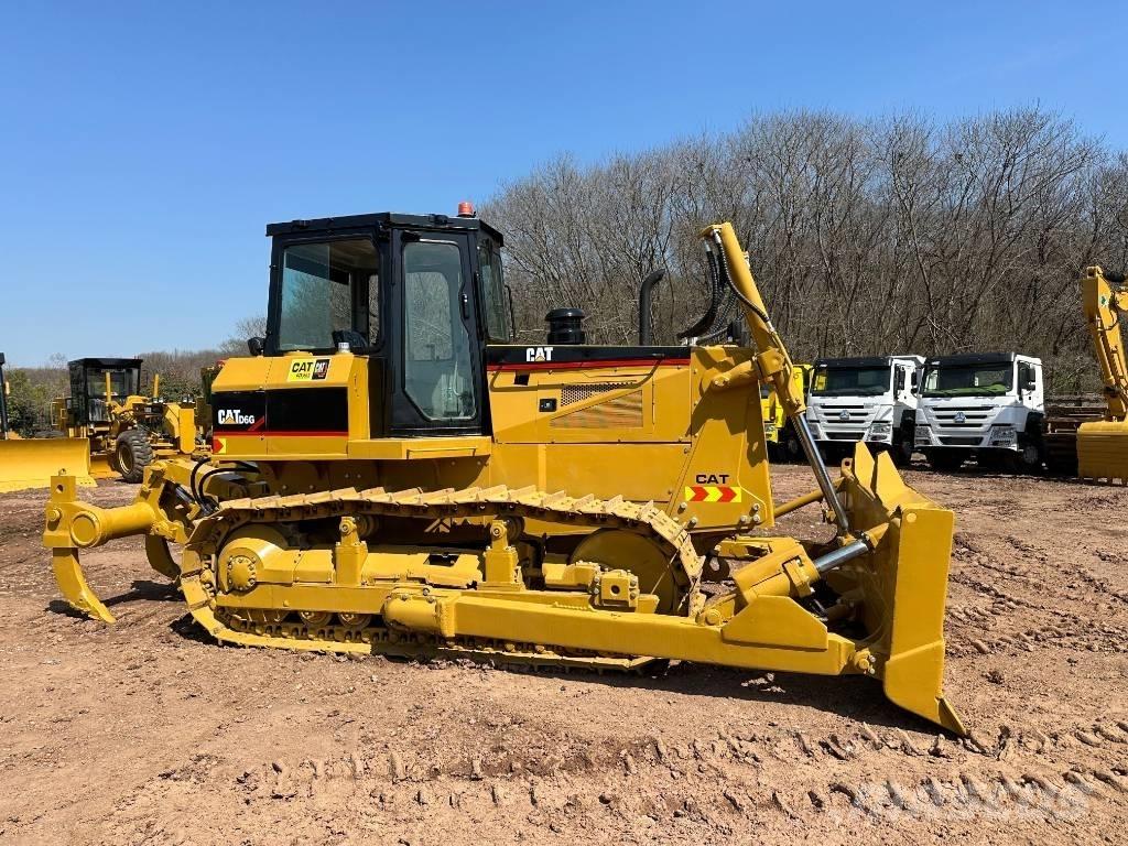 CAT D6G Buldozer sobre oruga