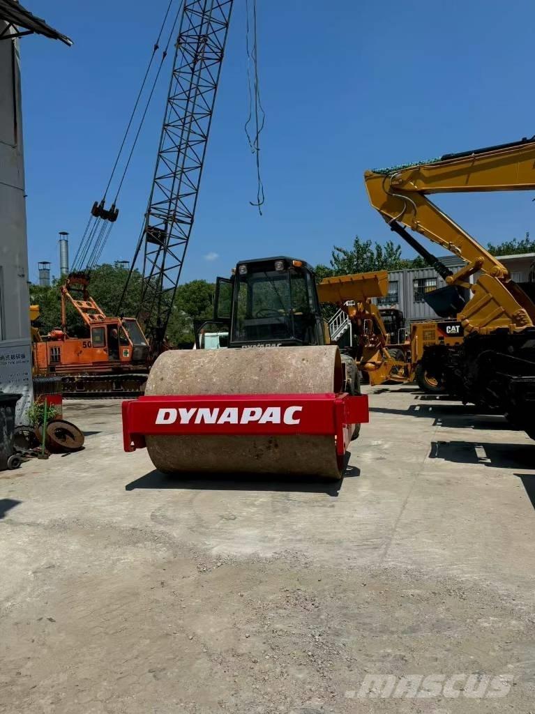 Dynapac CA 30 D Rodillos de un solo tambor
