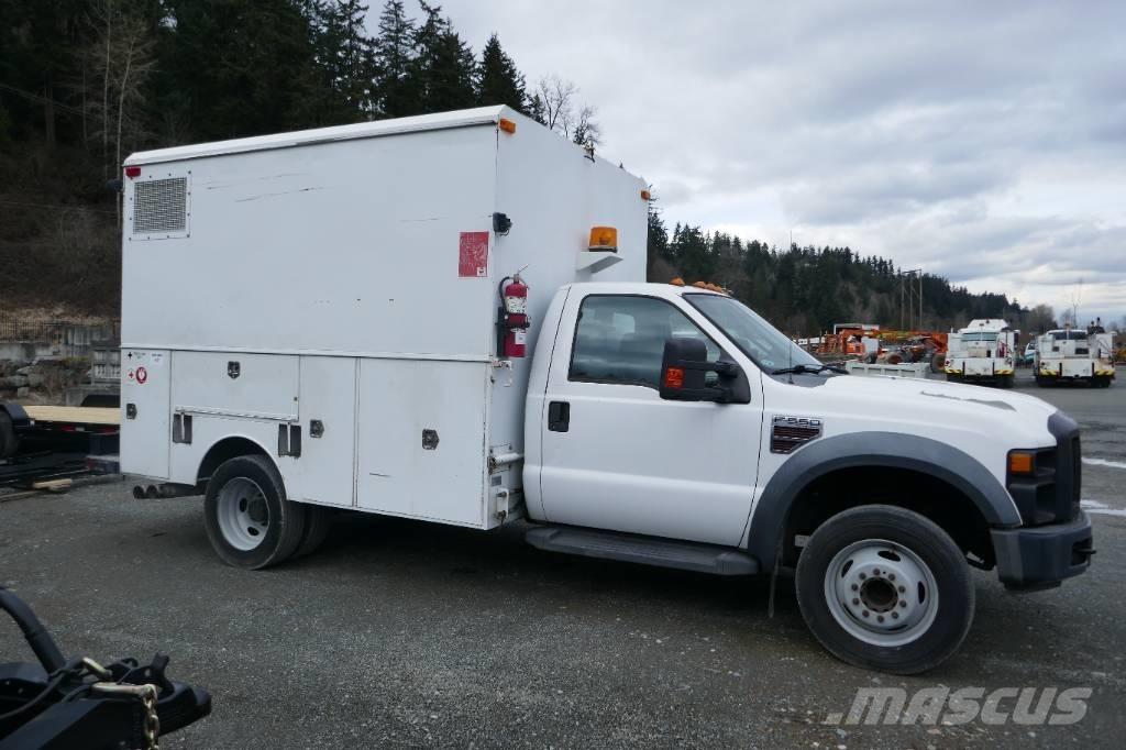 Ford F 550 Vehículos - Taller