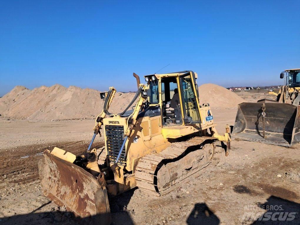 Dressta TD14 M Buldozer sobre oruga