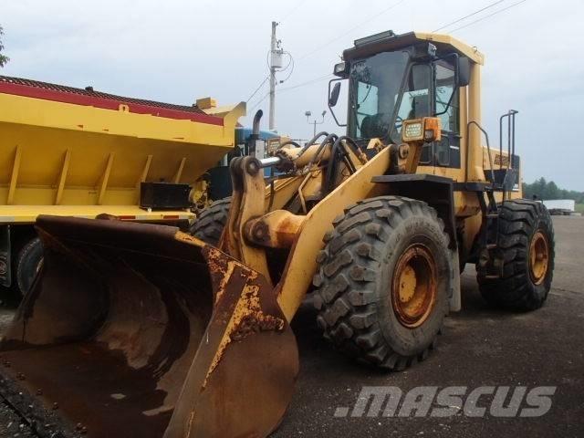 Komatsu WA 380-1L Cargadoras sobre ruedas