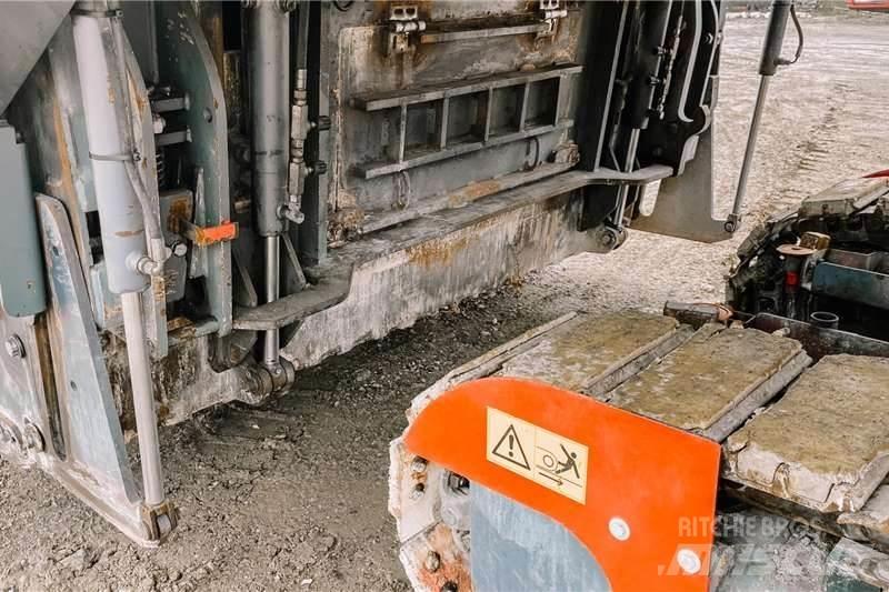 Wirtgen W220 Otros camiones