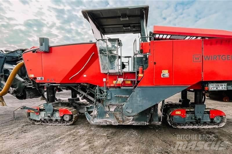 Wirtgen W220 Otros camiones