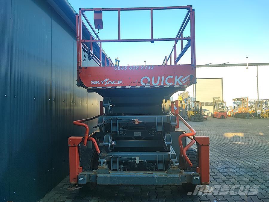 SkyJack SJ 9250 Plataformas tijera