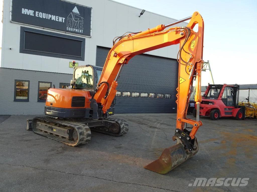 Doosan DX85R-3 Excavadoras de cadenas
