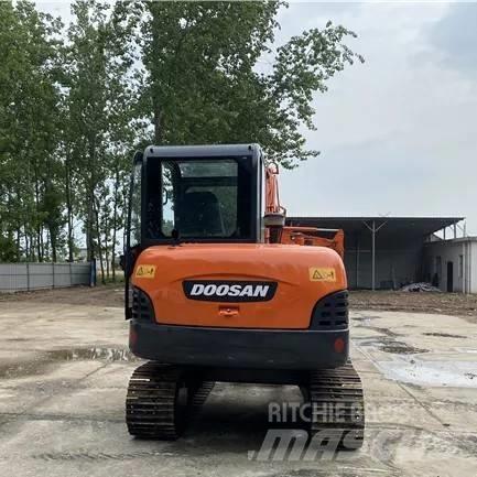 Doosan DH 60-7 Mini excavadoras < 7t