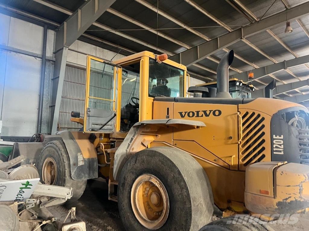 Volvo L 120 E Cargadoras sobre ruedas