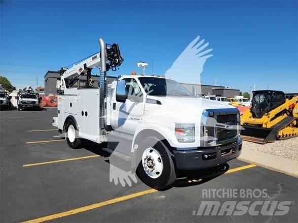 Ford F750 SD Construcción - Otros