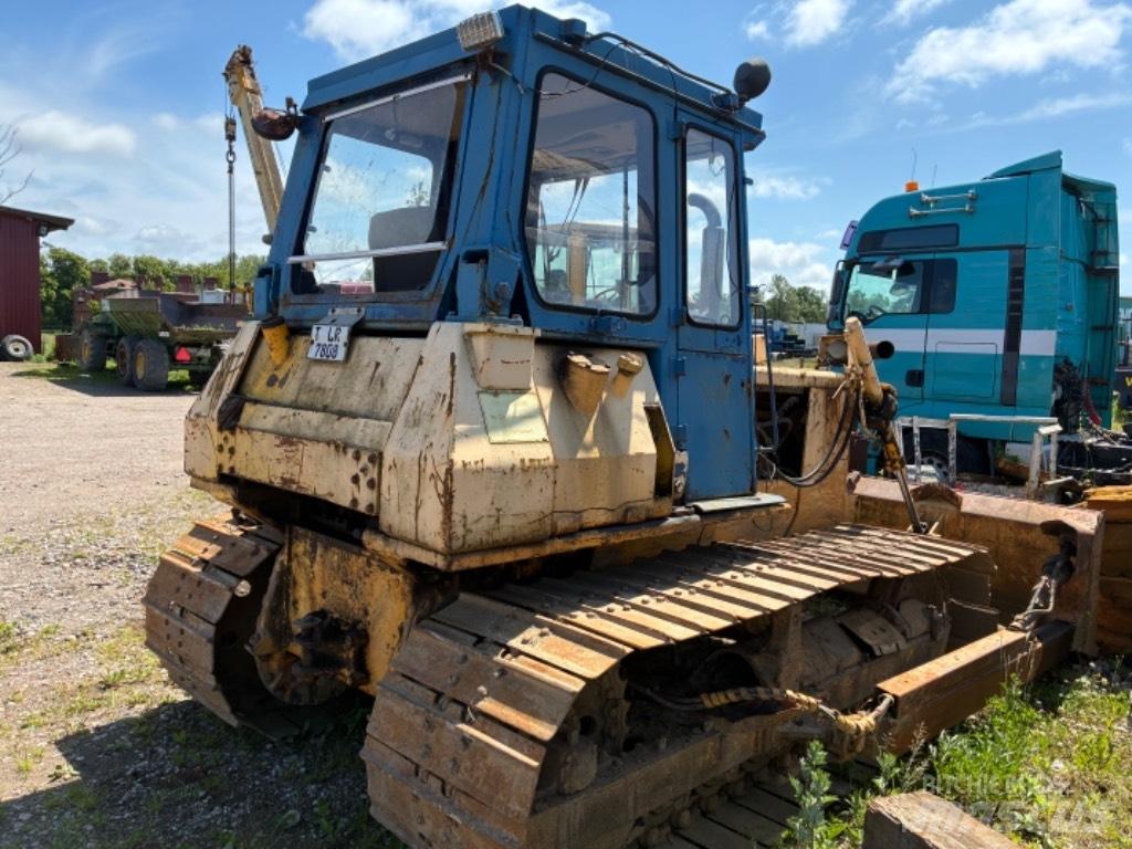 Komatsu D 41 P-3 Buldozer sobre oruga