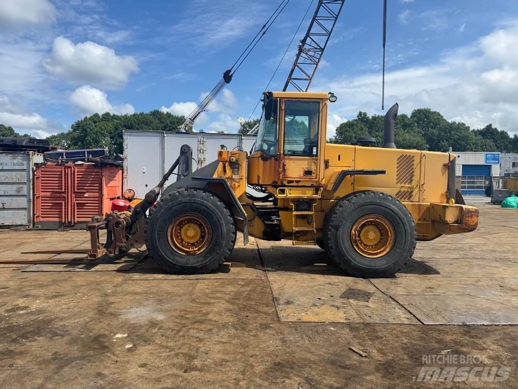 Volvo L 120 D Cargadoras sobre ruedas