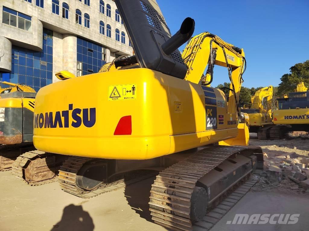 Komatsu PC 220-7 Excavadoras de cadenas