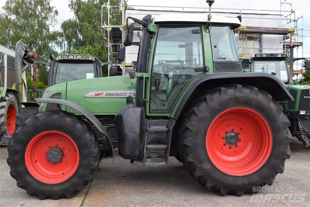 Fendt 714 Vario Tractores