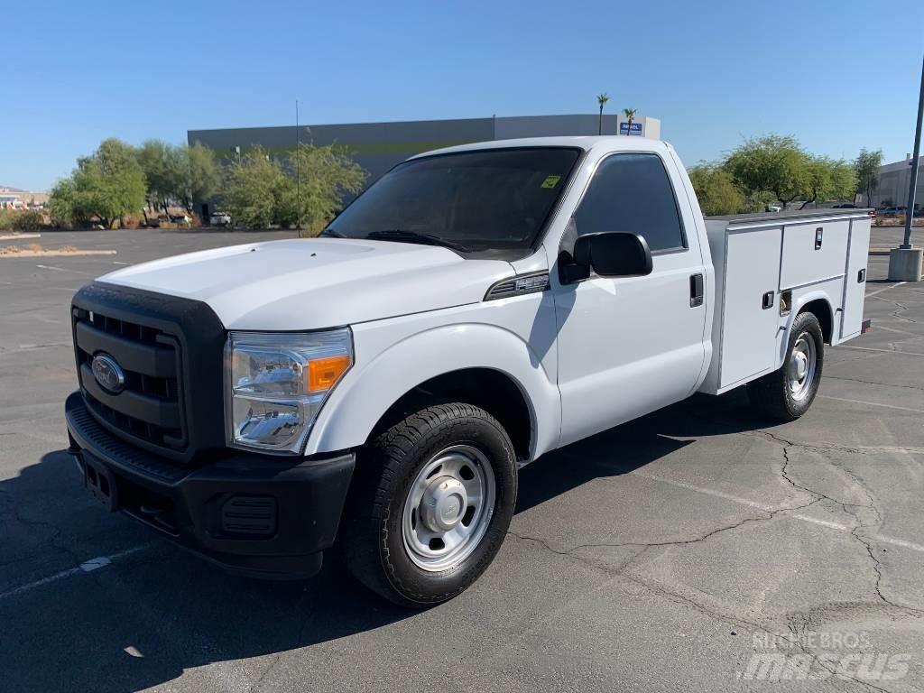 Ford F 350 HD Vehículos - Taller