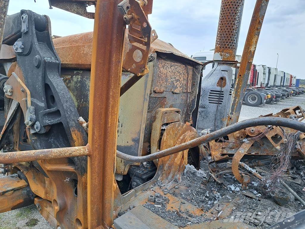 Fendt 724 Vario Tractores