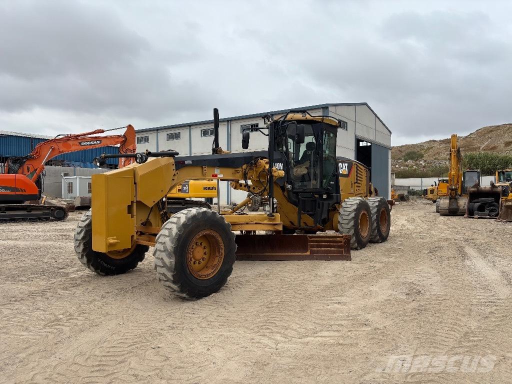 CAT 140M Motoniveladoras