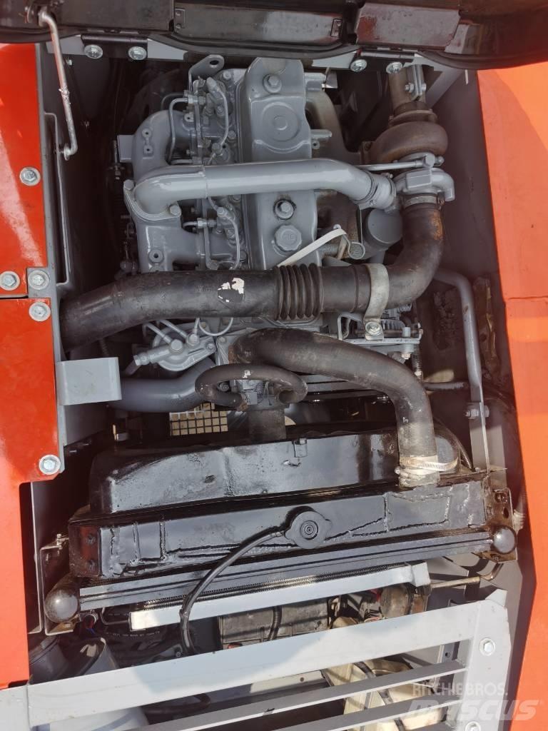 Hitachi EX 120-5 Excavadoras de cadenas