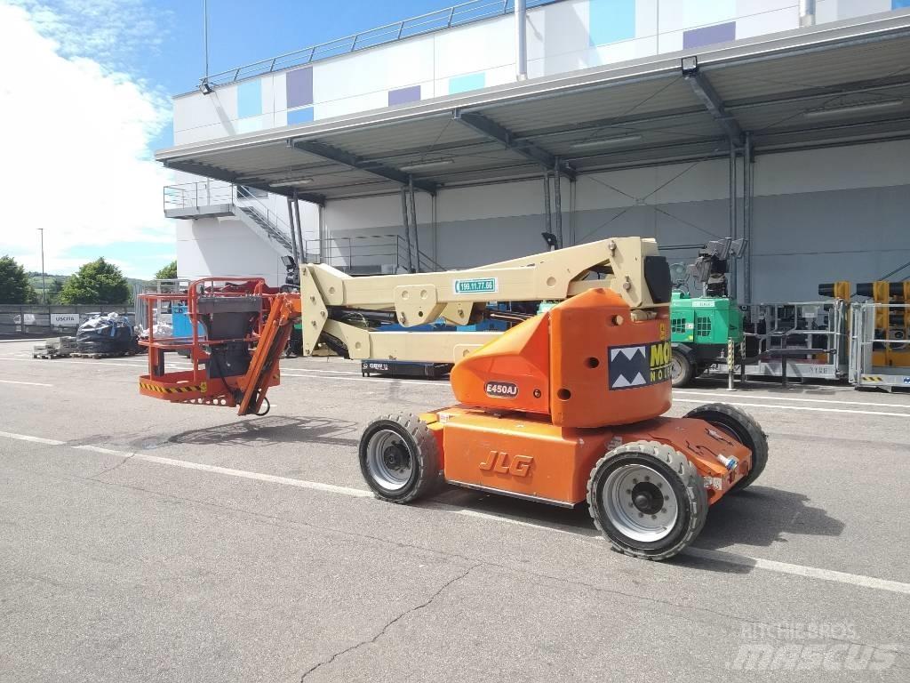 JLG E 450 AJ Plataforma de trabajo articulada