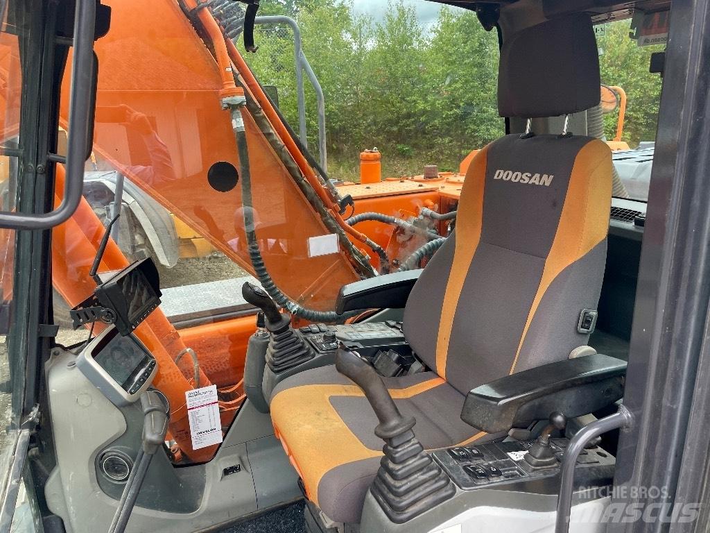 Doosan DX 180 LC-3 Excavadoras de cadenas