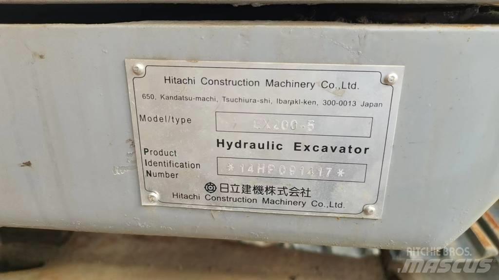 Hitachi EX 200-5 Excavadoras de cadenas
