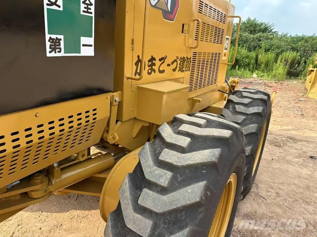 CAT 140K Motoniveladoras