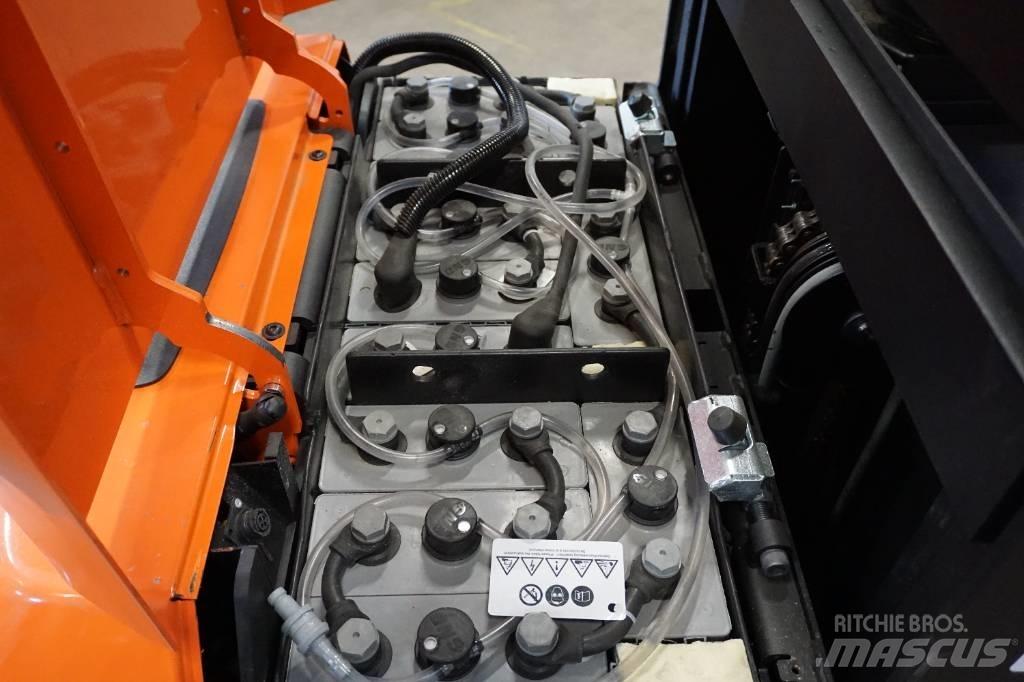 Toyota OSE100 Recogepedidos de media altura