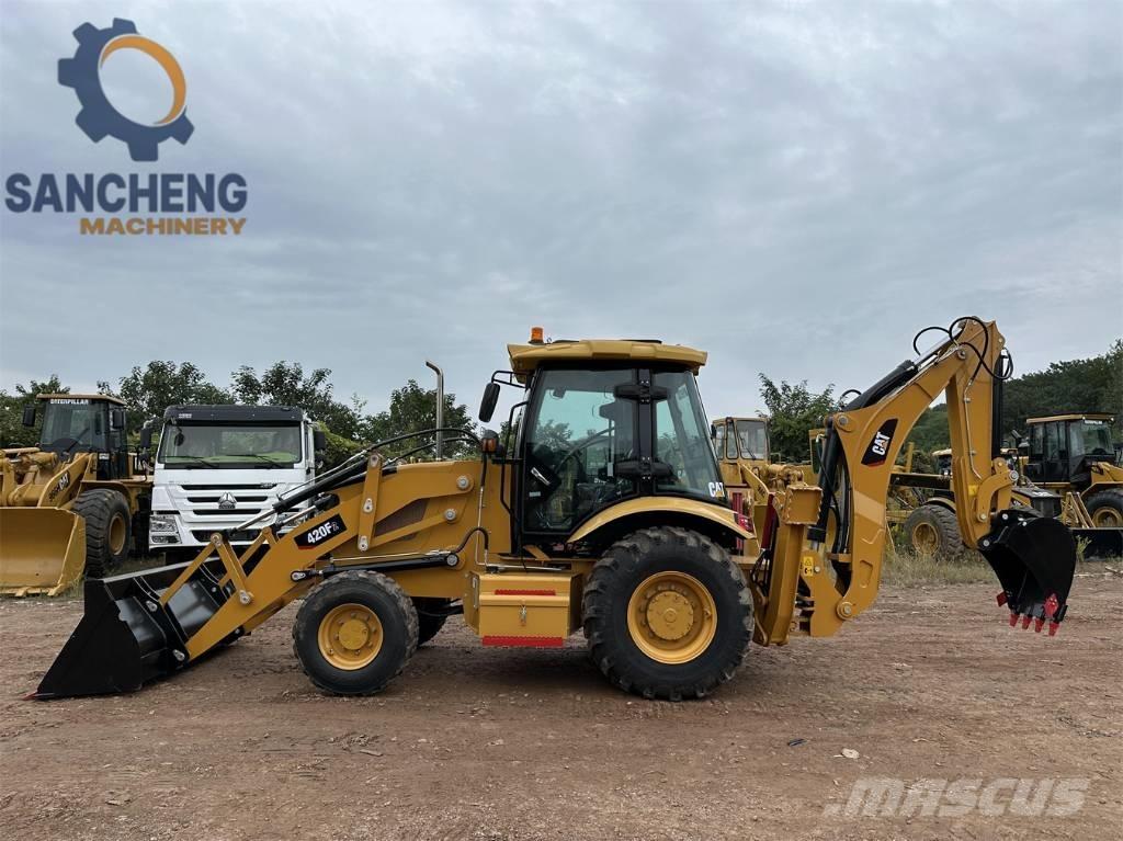 CAT 420 F2 Retrocargadoras