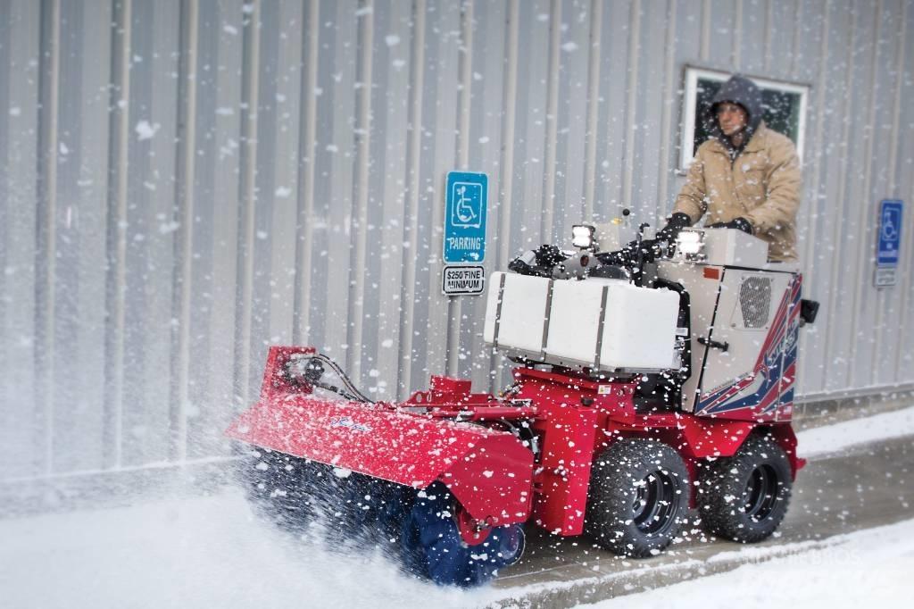Ventrac 4500Y Tractores