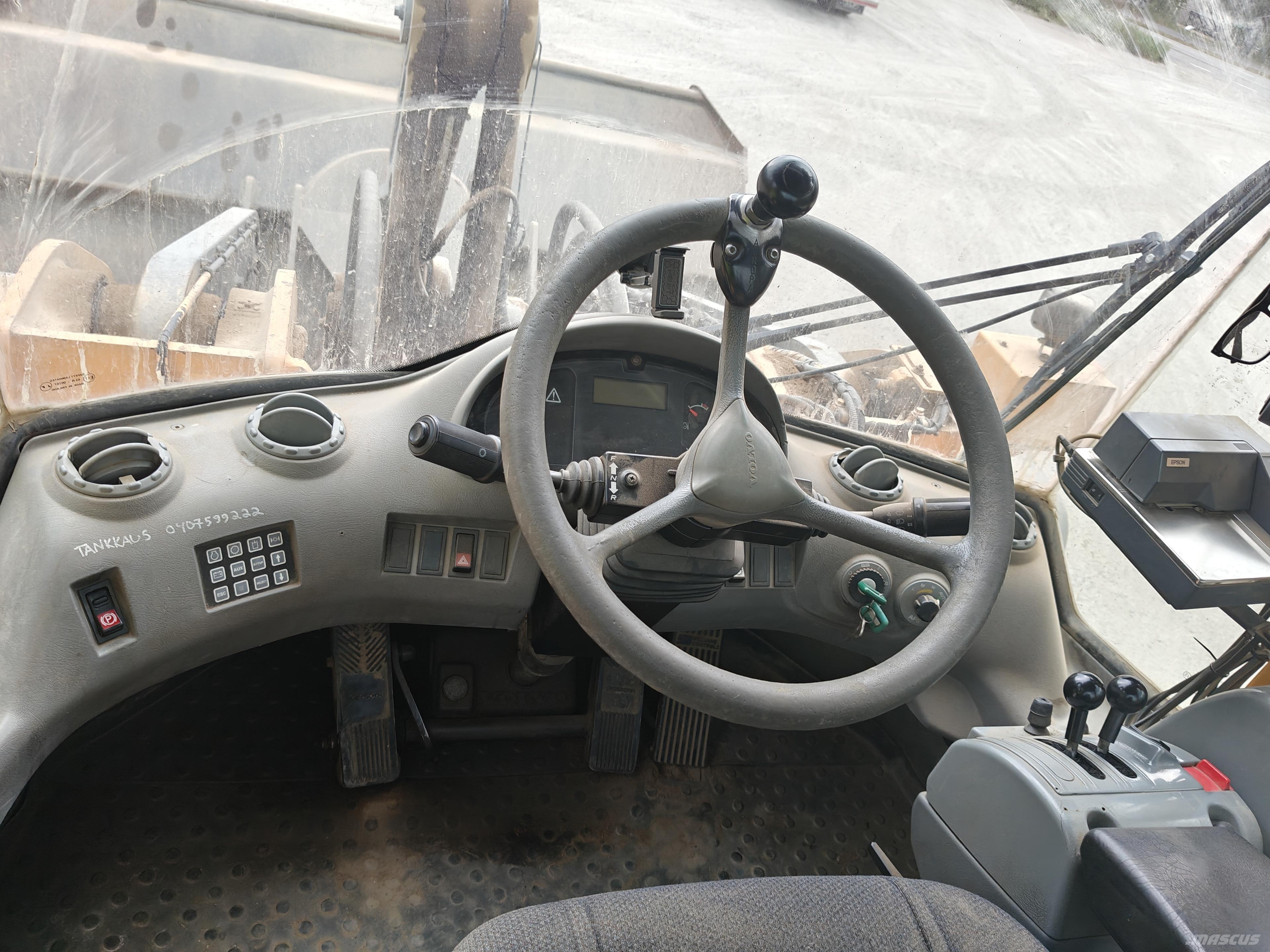 Volvo L 220 E Cargadoras sobre ruedas