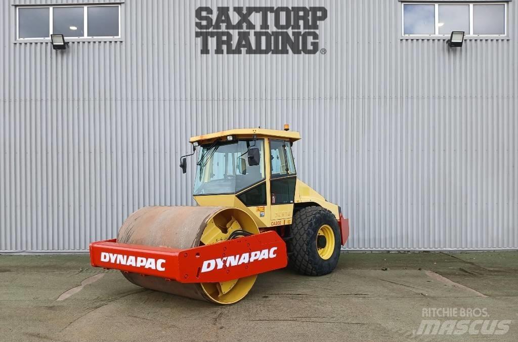 Dynapac CA302 D, Vält Rodillos de un solo tambor