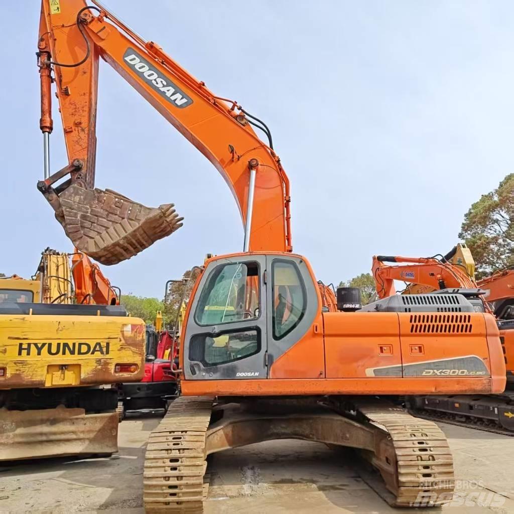 Doosan DX 300 LC Excavadoras de cadenas