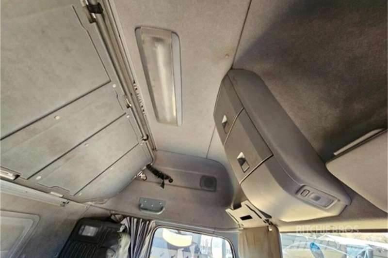 UD TRUCKS QUON Otros camiones