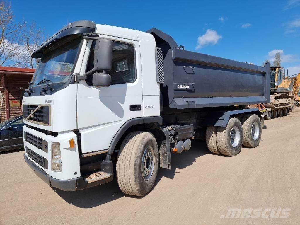 Volvo FM 420 6X4 Camiones portacubetas