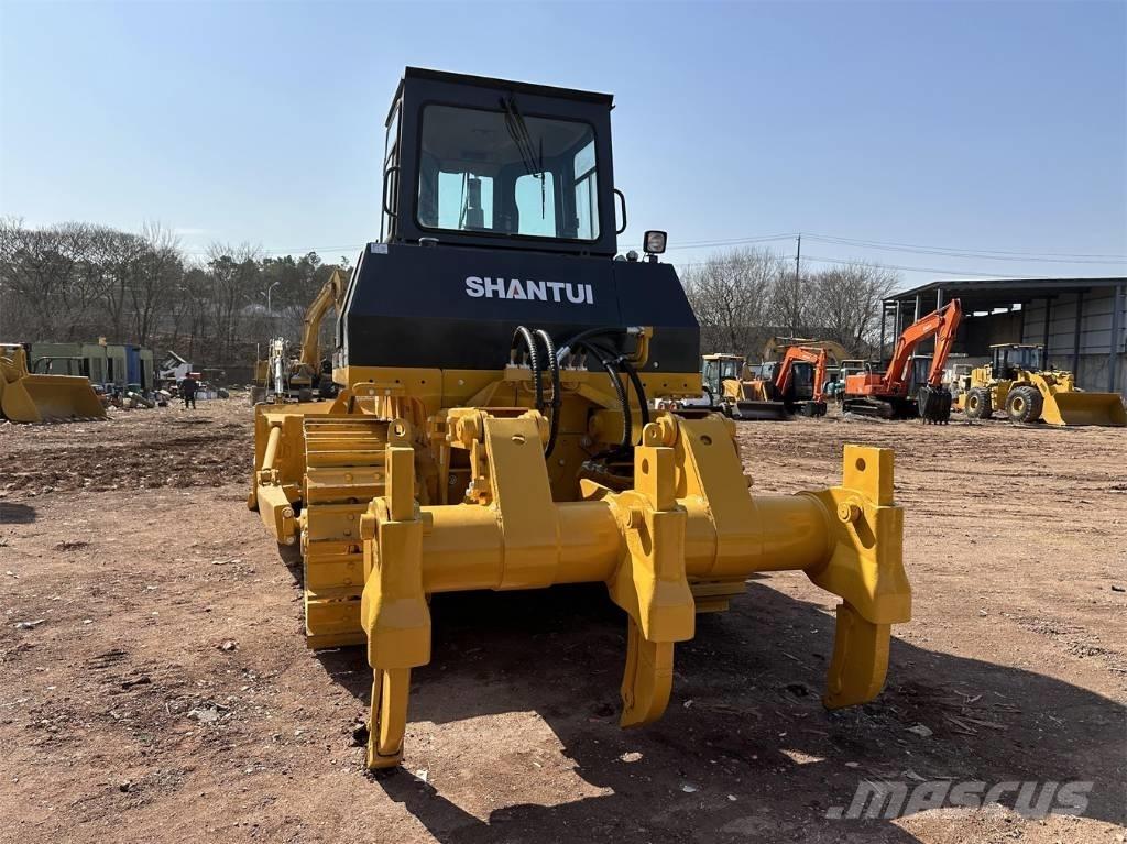 Shantui SD 22 Buldozer sobre oruga