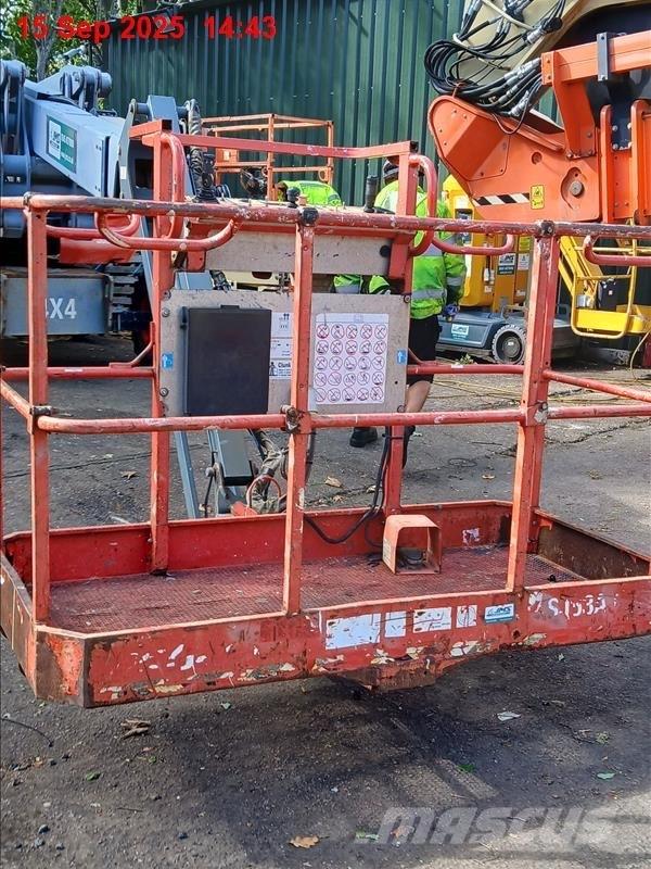 SkyJack SJ 63 AJ Plataforma de trabajo articulada